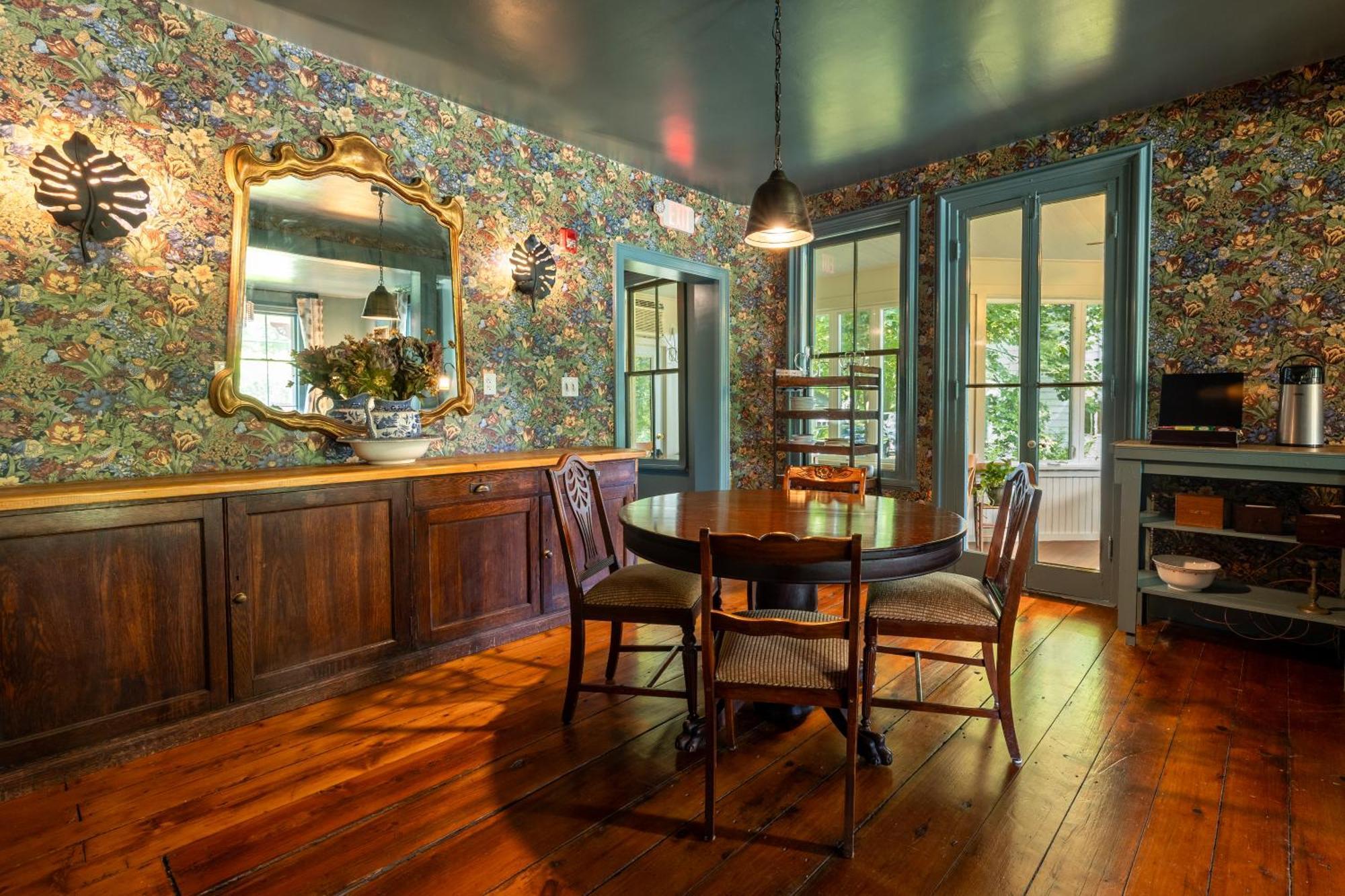 Bed and Breakfast Wilder House Berkshires Sheffield Экстерьер фото