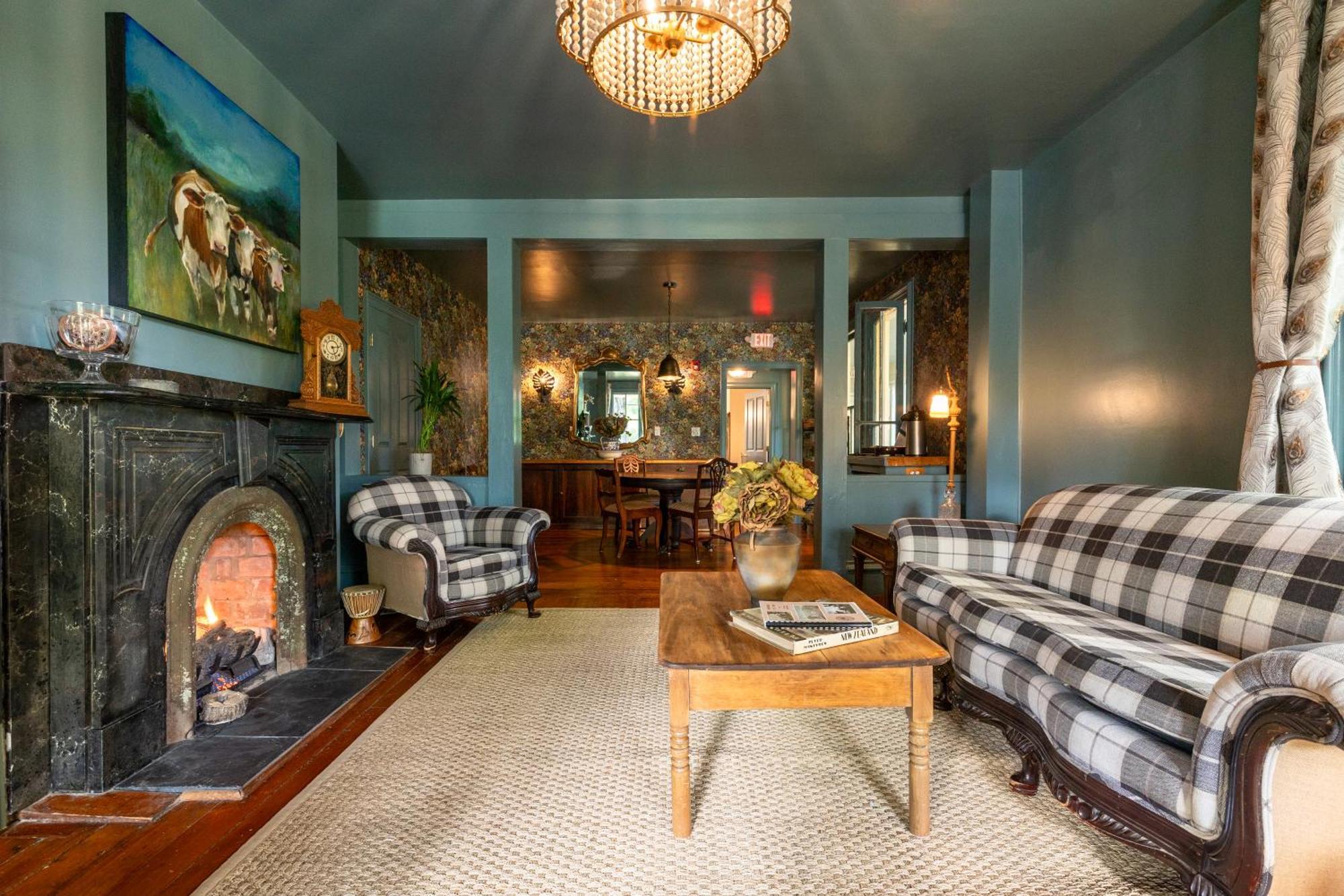 Bed and Breakfast Wilder House Berkshires Sheffield Экстерьер фото